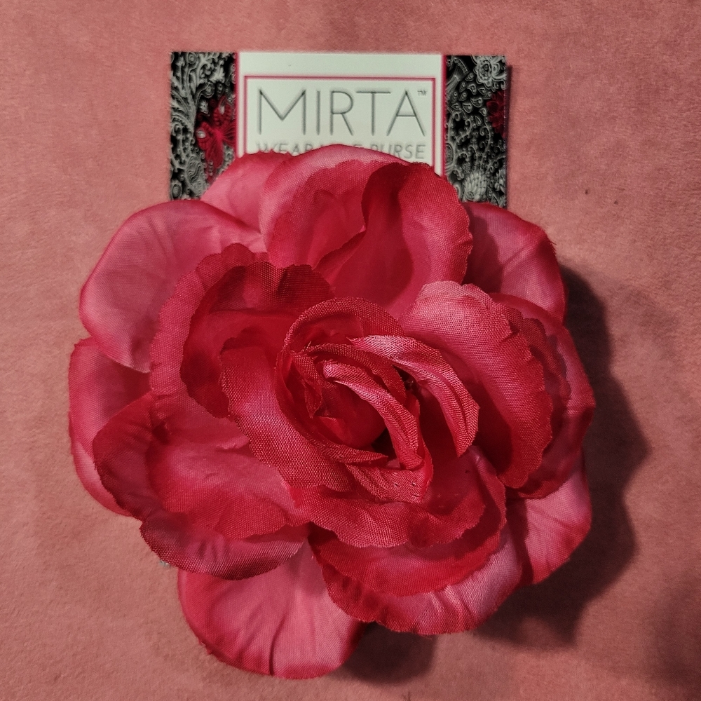 MIRTA® wearable pin purse